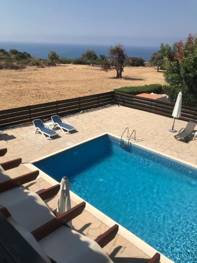 Lilly Villa Peyia Bagian luar foto