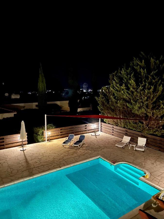 Lilly Villa Peyia Bagian luar foto